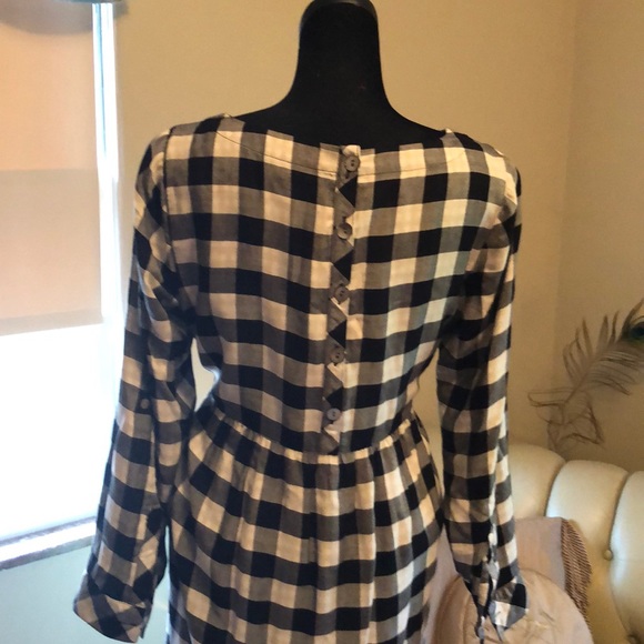 Dress - Picture 3 of 6